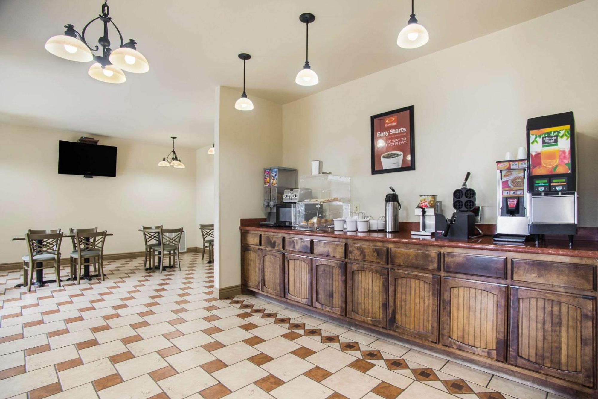 Econo Lodge Anderson Экстерьер фото